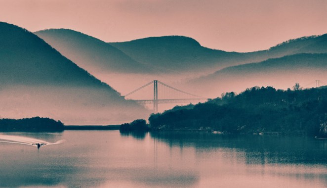 DSC-5595 cr two toned s